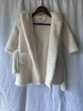 Pottery Barn Kids Cream Sherpa Robe